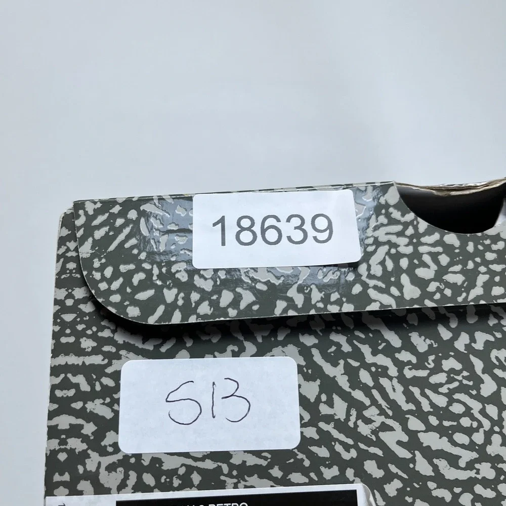 Jordan Air Jordan 3 Retro 10.5 Pine Green Black/Cement Grey/White CT8532-030